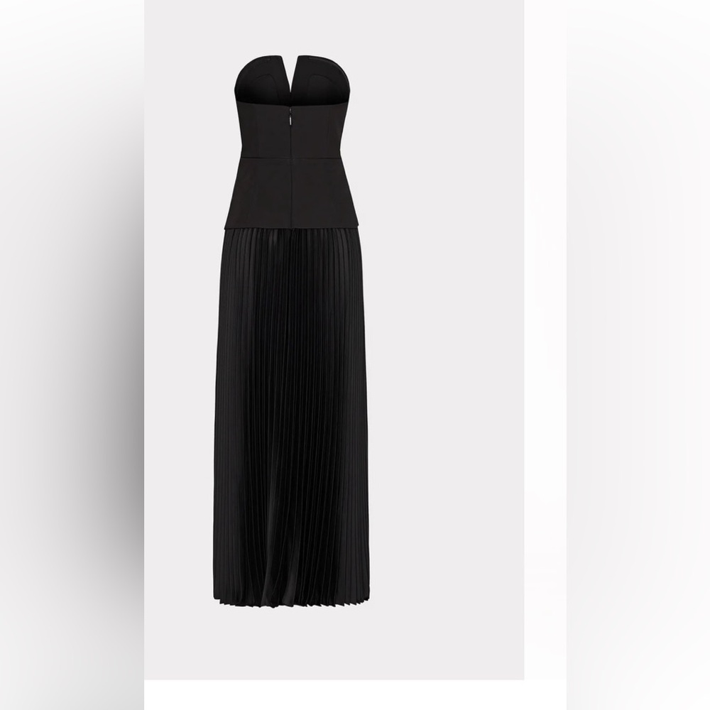 Milly Dress - Picture 4 of 8
